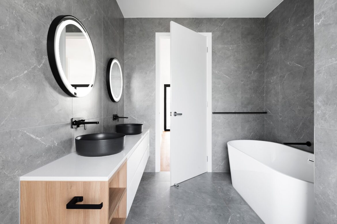 Simple Tips For Selecting Tiles For Your Bathroom
