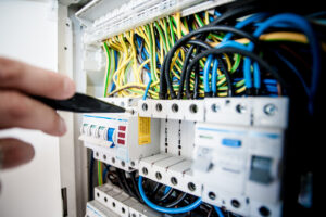 Top 5 Reasons To Hire A Professional Electrician For Your Home